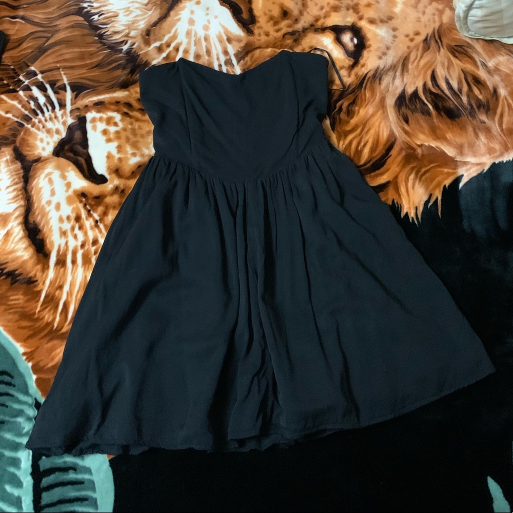 F21 strapless black dress